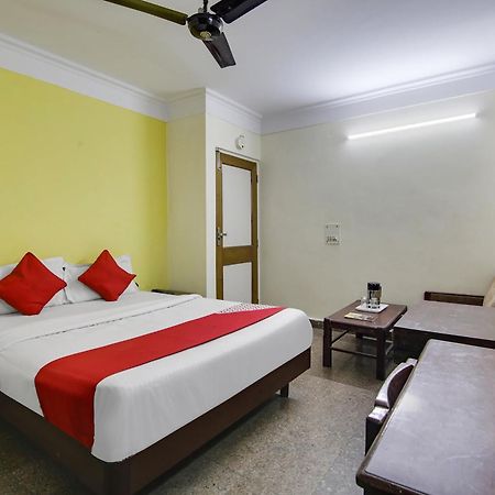 Hotel O Sunshine Palace Delhi  Exterior foto